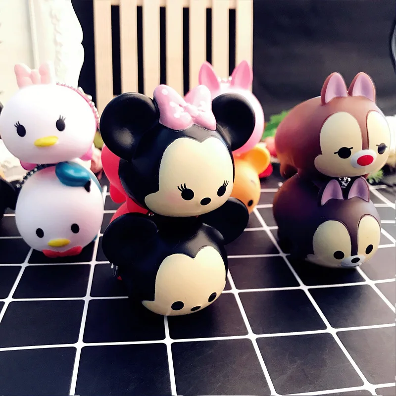 

IVYYE 1PCS Mickey squirrel Anime Action Figure Key Chain PVC Figures Keyring Kid Toy Keychain Keyholder Birthday Gift NEW