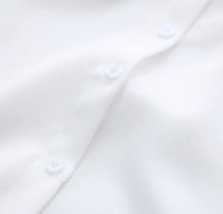 Camisa listrada feminina com babados, gola virada