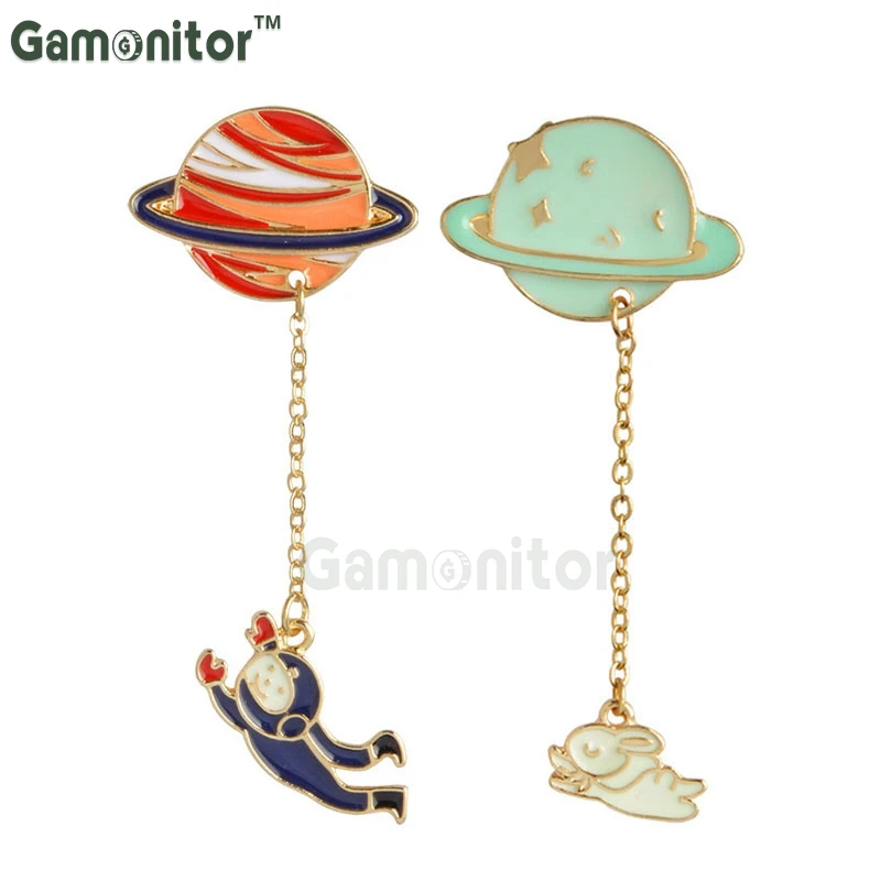 

10 pcs/lot Metal Colorful Enamel Cute Planet Astronauts Spaceman Rabbit Brooch Pin Badges On Backpack For Clothes Hat Scarf