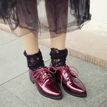 Новое поступление, весенние женские туфли на плоской подошве с острым носком туфли дерби в британском стиле женские туфли из лакированной кожи размеры 34-43