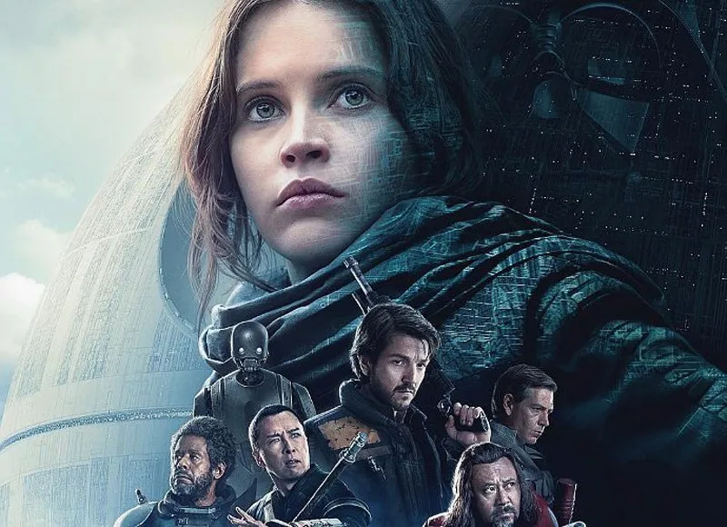 rogue-one-a-star-wars-story-see-darth-vader-looming-over-jyn-erso