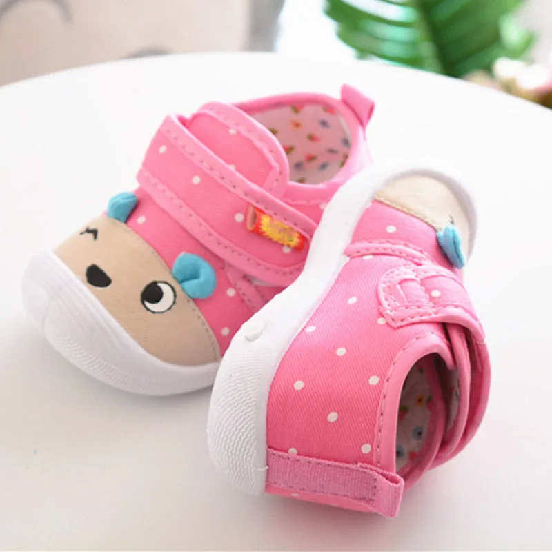  New Baby Shoes Boys Girl Breathable Shoes Sneakers Soft Soled Voiced Loss Prevention High Quality F