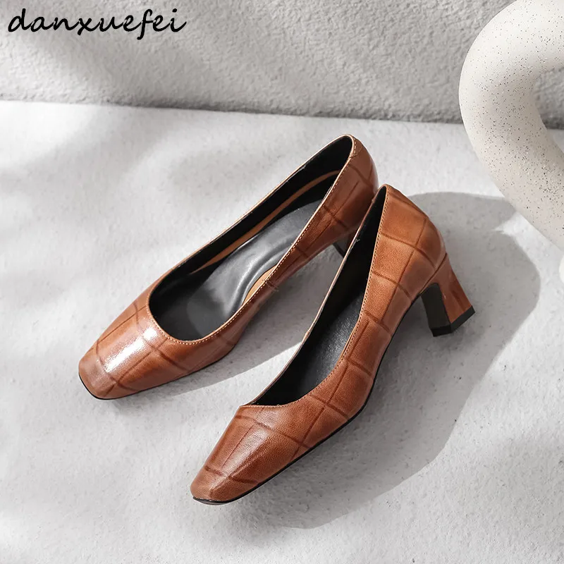 

Women's genuine leather crocodile skin slip-onpumps low heel elegantl ladies pumps OL style comfortable shoes high quality heels