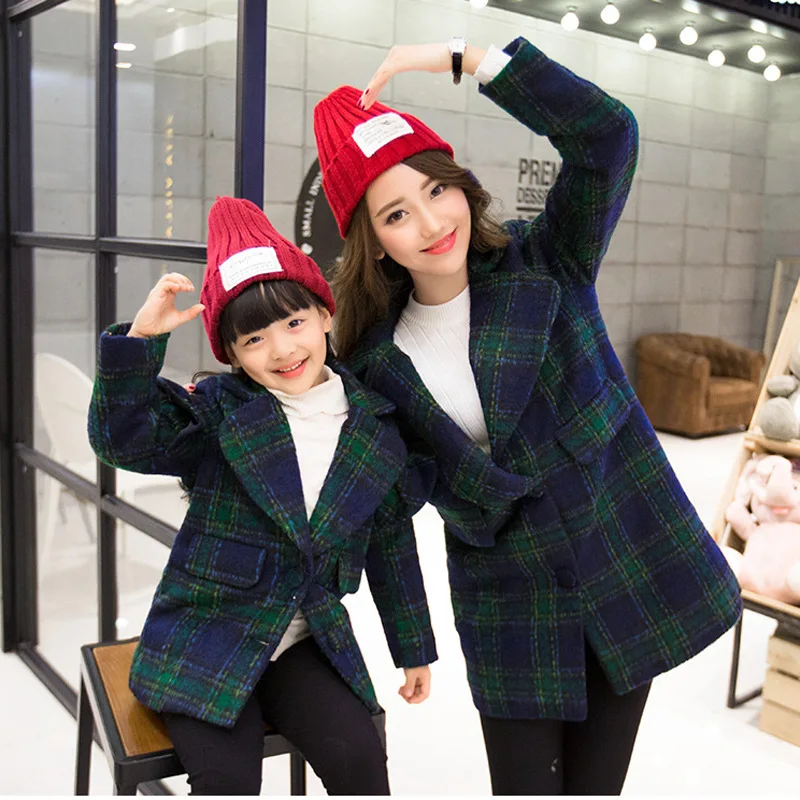 

Mother and daughter clothes 2018 fashion family christmas matching outfits green Plaid Woolen coat mommy and me clothes