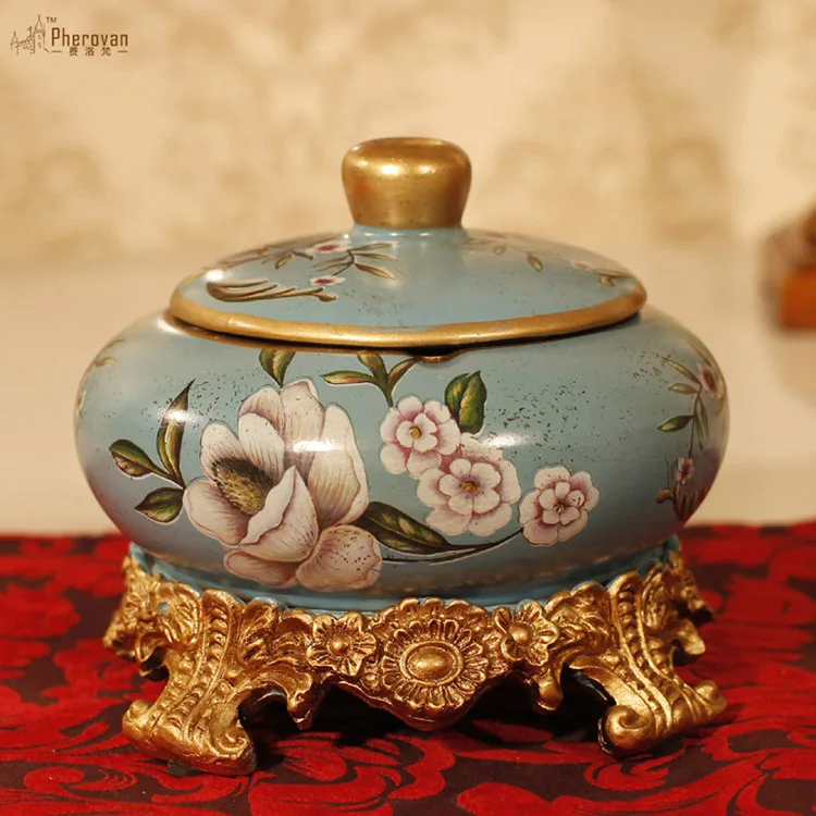 European Ceramic ashtray cover crack belt storage box jewelry box classic retro ashtray Home