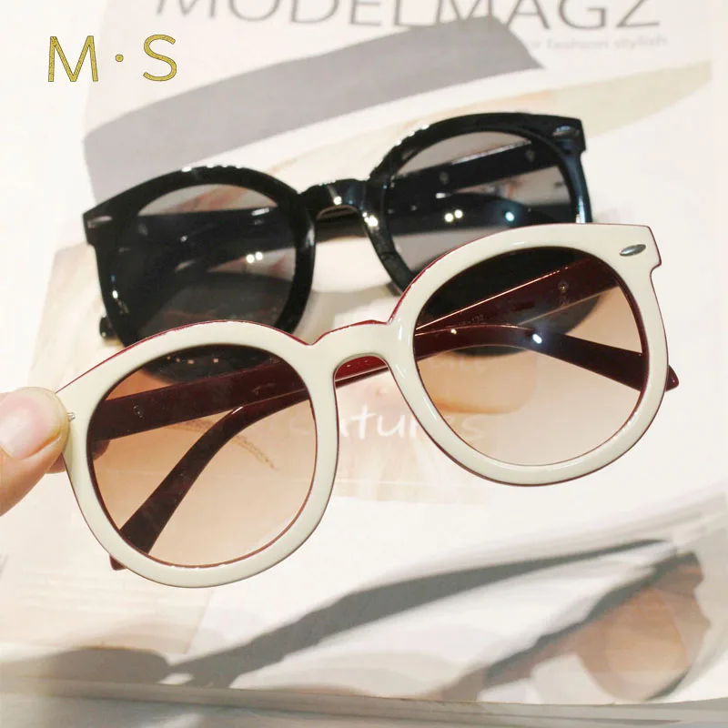 

2018 New Vintage Round Sunglasses Women Fashion Designer Eyewear UV400 Female Sun Glasses Brand Points Sun Girl