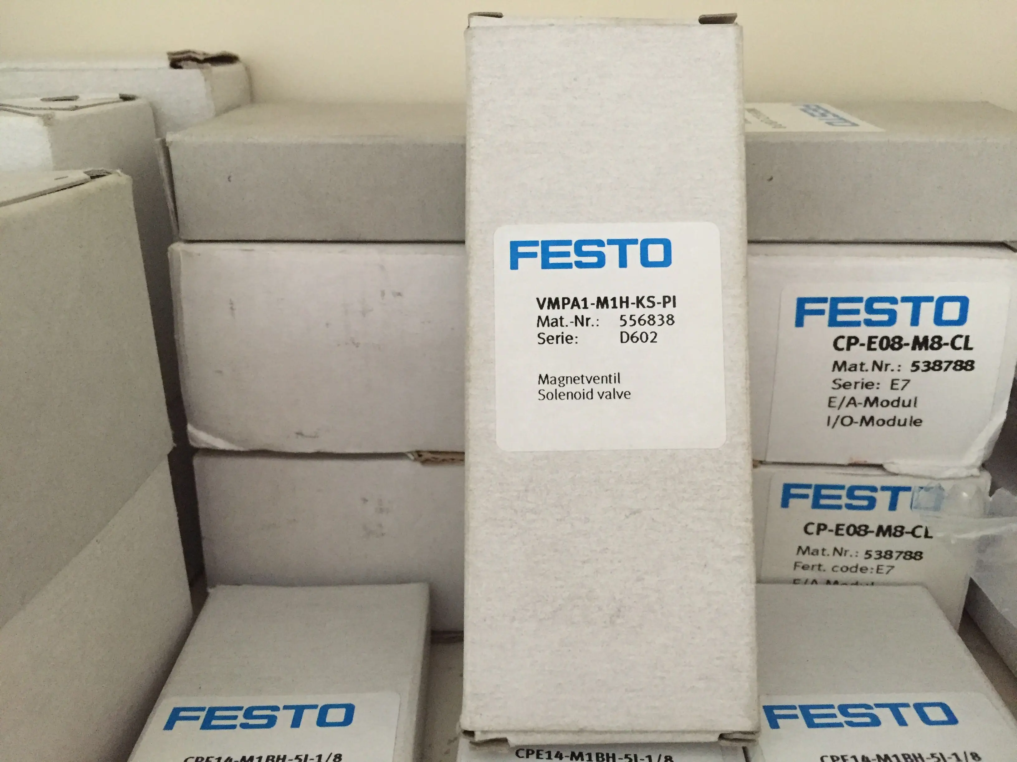 все цены на Original FESTO Solenoid valve VMPA1-M1H-KS-PI онлайн