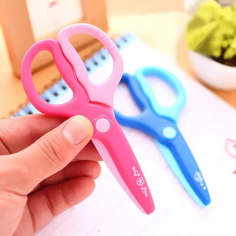 اليد أدوات مقص DIY الفن طالب الأطفال الكرتون سلامة ورقة مقص البسيطة اليد المحمولة أدوات مشذب الورق