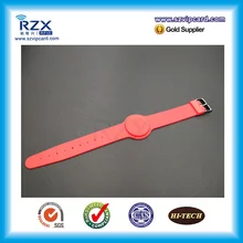 50 шт в наборе, Новое поступление силикон красного цвета регулируемый браслет с TK4100 125 кГц чип