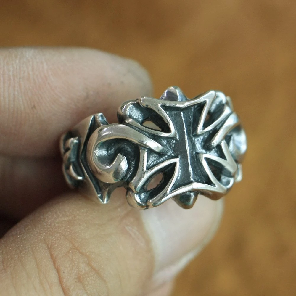 Bikers 925 Sterling Silver STAR Ring with No stone in Size 11 Bikers 925 Sterling Silver STAR Ring with No stone in Size 11
