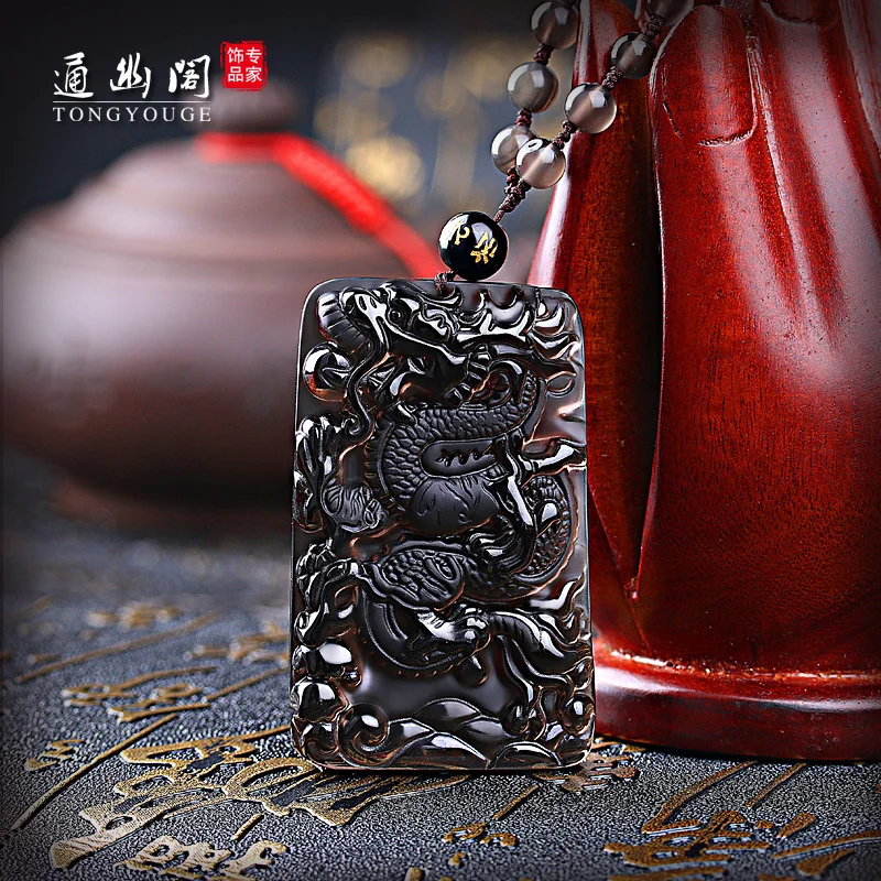 

Natural light ice Obsidian Dragon Pendant Pendant Necklace with a dragon's domineering female LTSH