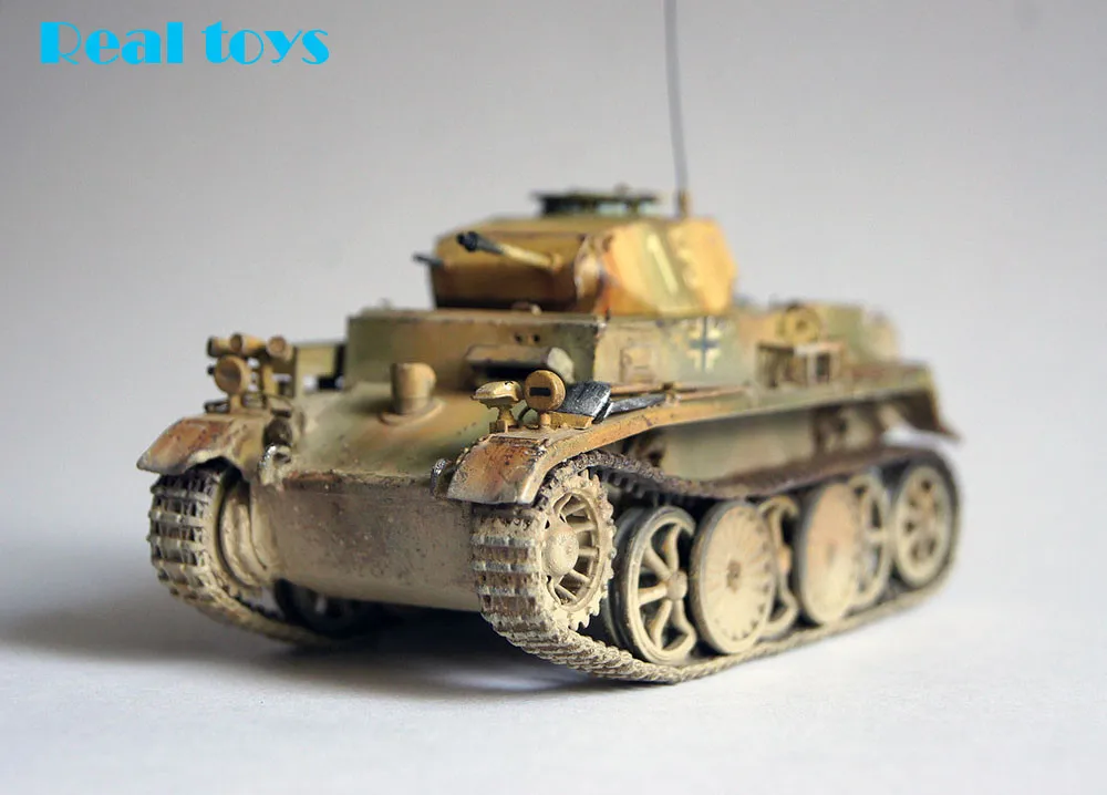 Модель от Hobby Boss 82431 1/35 PzKpfw I Ausf C(VK 601) комплект пластиковых моделей