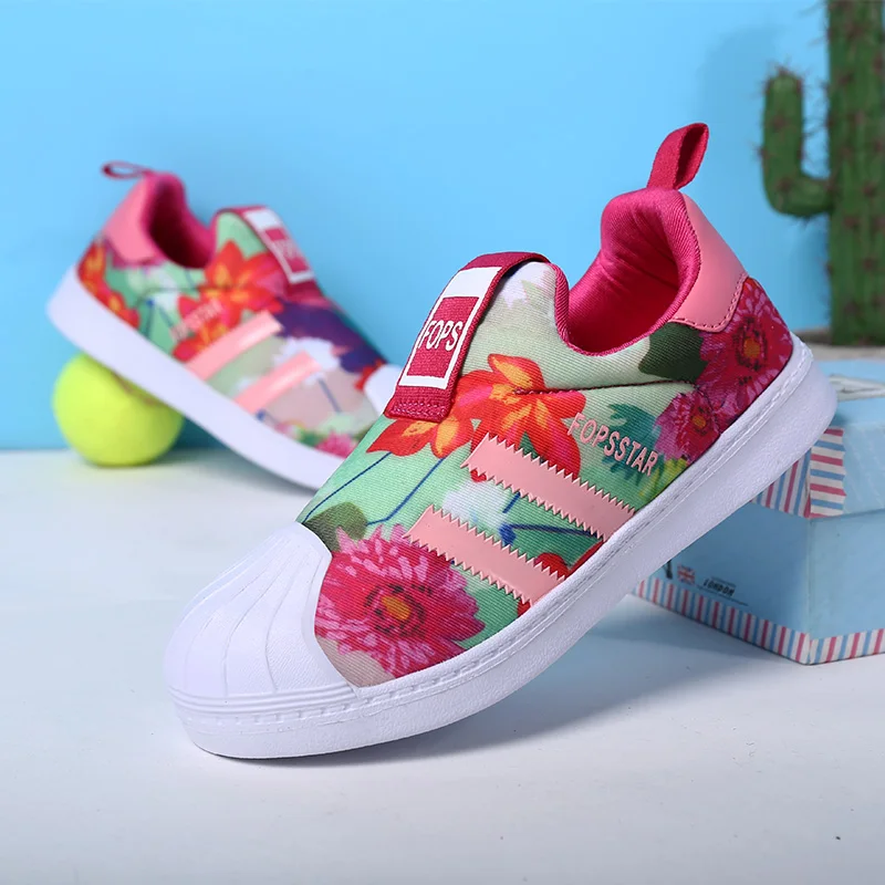 

Slip-on Kids Shoes Superstar Style Light Weight Breathable Boys Girls Fashion Sneakers Striped Flower Children Casual Shoes