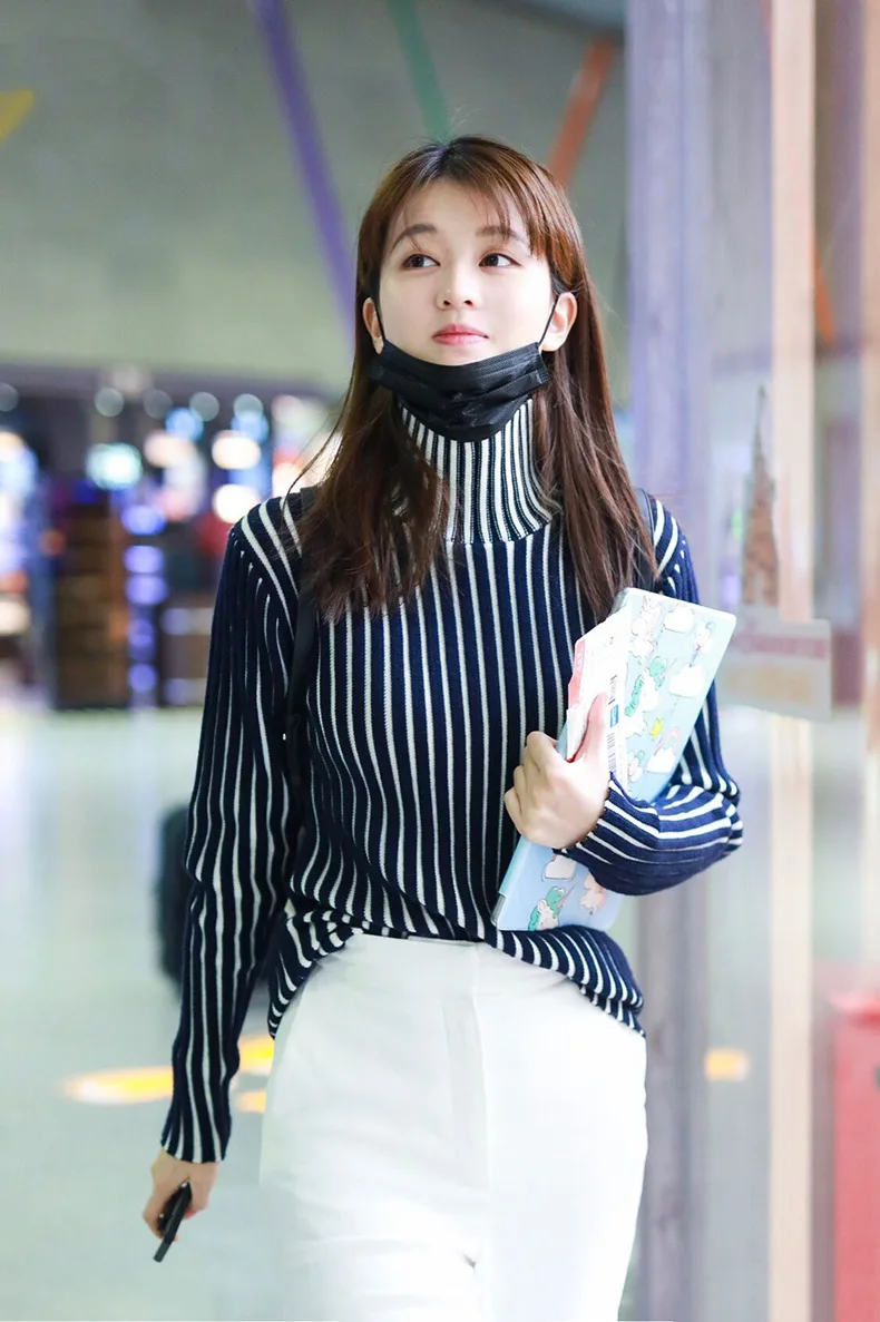Airport Same Vertical Stripe High-collar Double-color Knitted Sweater Underwear 2019 Turtleneck Women Sweater Pullovers
