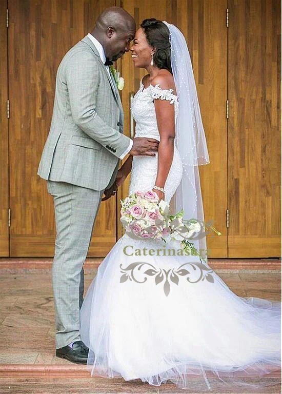 Uit de Schouder Trouwjurk Sweetheart Kralen Kant Applicaties Lichamen Mermaid Rok Bruid Jurken V terug Tijdloos Design Uit de Schouder Trouwjurk Sweetheart Kralen Kant Applicaties Lichamen Mermaid Rok Bruid Jurken V terug Tijdloos Design