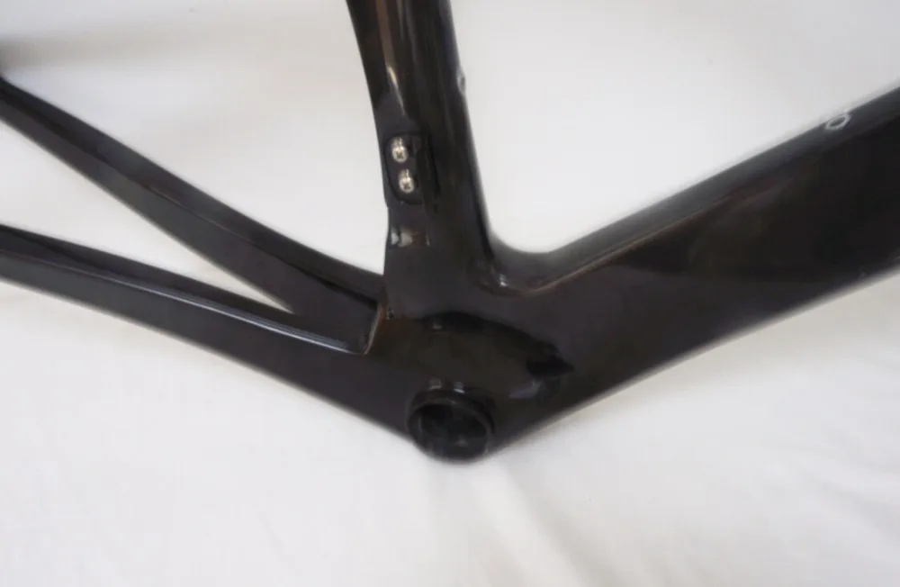 r-089 aero carbon frame (4)