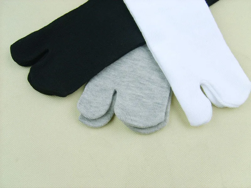 3 Pairs New Unisex Cotton Ninja Socks Japanese Style Kimono Flip Flop Slipper Sandal Split 2 Toe Tabi Foot Finger for Men Women (4)