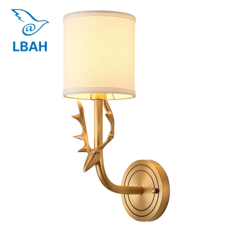 

American country full copper deer head wall lamp sitting room wall lamp lens headlight single head wall lamp of bedroom the head