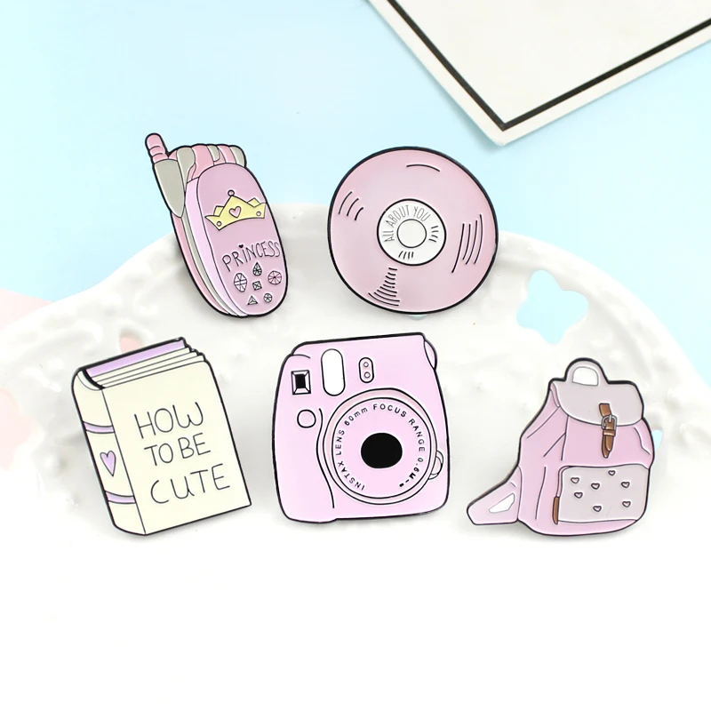

Cute Pink series Brooch Backpack'HOW TO BE CUTE'Book Camera Mobile phone CD Enamel pins for Lady Pink Collection Jewelry Spille