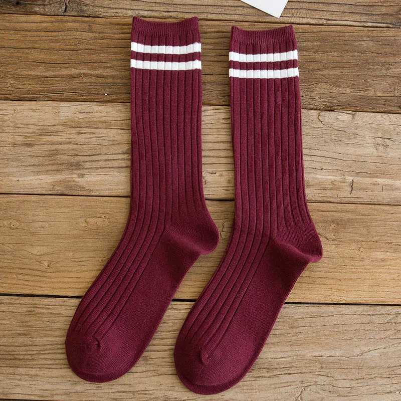 Новые зимние женские длинные хлопковые повседневные носки в полоску в стиле Харадзюку высокого качества ярких цветов - Цвет: Бургундия