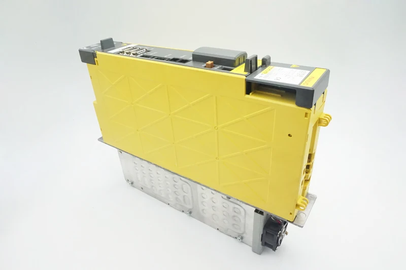 FANUC усилитель 90% новые A06B-6114-H209 имеют большие запасы