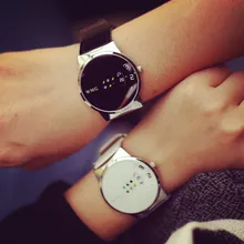 Mode Coloré Femmes Montres Montre Numérique Femmes Hommes Casual Montres Haute Qualité PU En Cuir Horloge Noir Blanc OP001