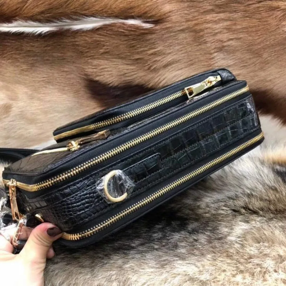 Рисунок 5 - Мужская деловая сумка с кожаным ремешком