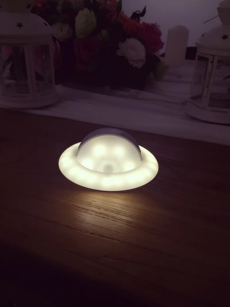 UFO Shape Motion Sensor Child Night Light 360 Degree Rotating Lamp Wall Hallway Closet Bedroom Battery Powered LED Night Light (15)