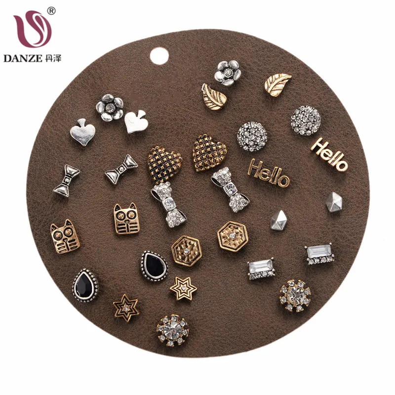 

DANZE 12 Pairs/lot Punk Stud Earrings Set for Women Cute Horse Rabbit Charms Crystal Earing Skull Animal Women Earrings Jewelry