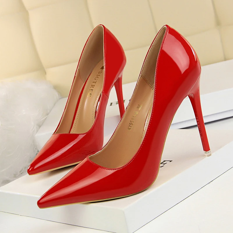 Máquina de recepción el propósito subterráneo Zapatos de tacón alto BIGTREE de color rojo, zapatos de tacón conciso a la  moda para