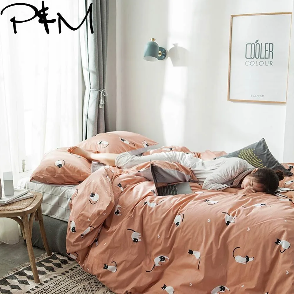 Papa Mima Black Faced White Cat Print Cartoon Style Bedding Sets