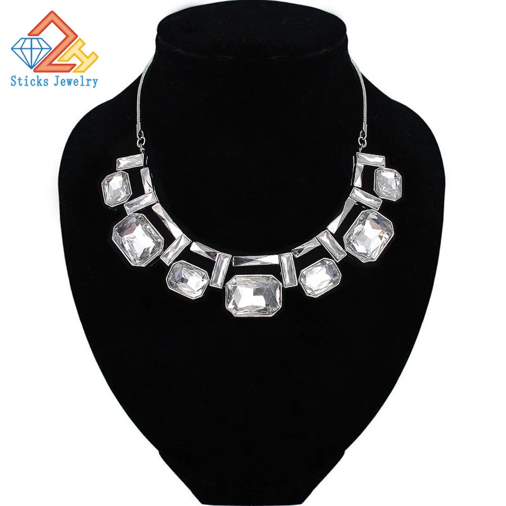 

The New Women's Fashion Big Necklace Zinc Alloy Snake Chain Necklace Crystal Necklace Fashion Statement Collar Necklace