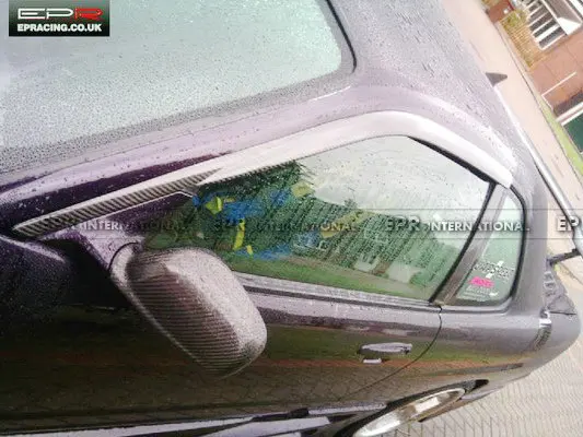 R34 Carbon Wind Deflector (5)_1
