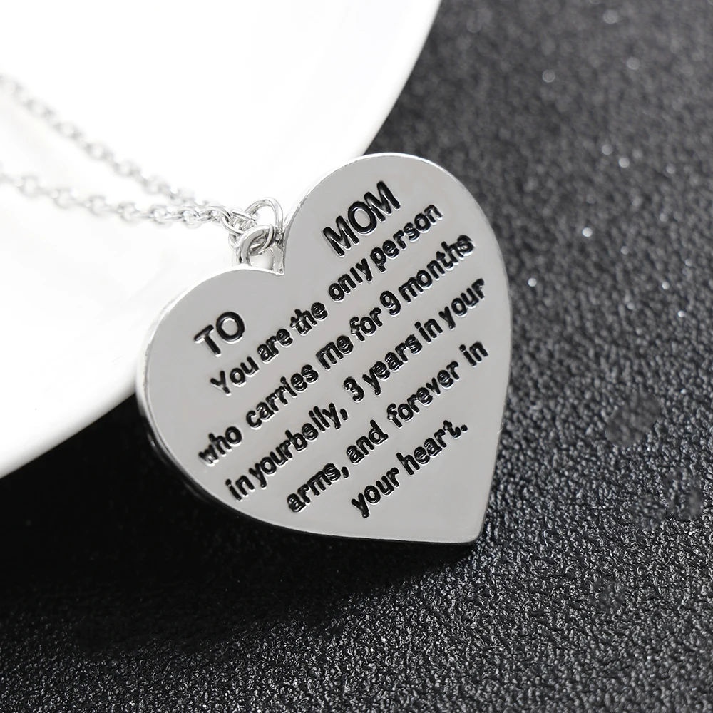 

New Mom Fashion Lettering Stainless Steel Necklace Clavicle Chain Mother's Day Gift Elegant Heart Pendant Necklace