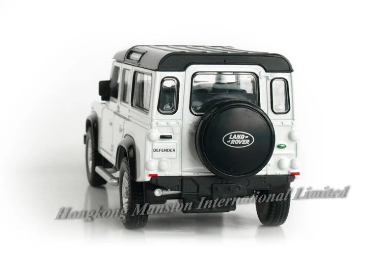 136 Car Model For TheLand Rover Defender (11)