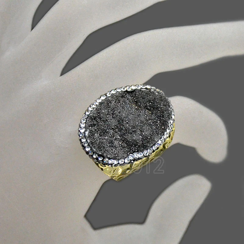002-8a Black Druzy Quartz 23x30mm