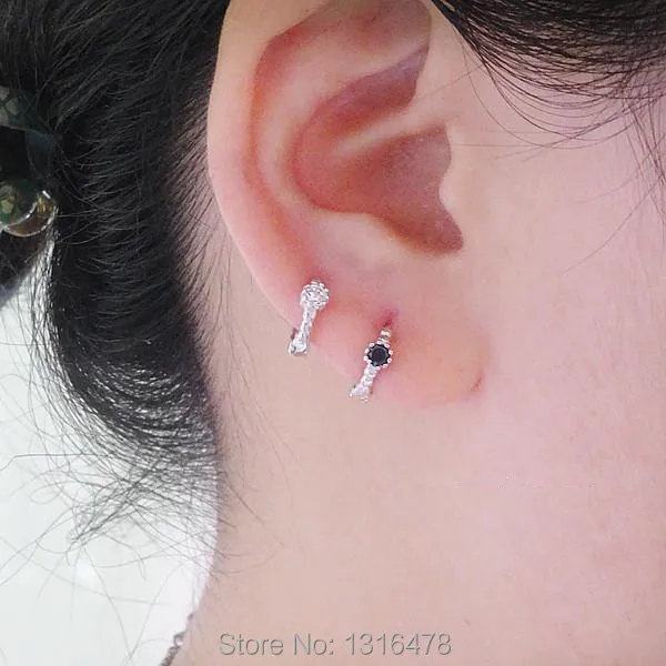 New Small Silver Earrings Handmade S925 Quintana Chic Round New Small Silver Earrings Handmade S925 Quintana Chic Round Buckle Ear Bone Ring