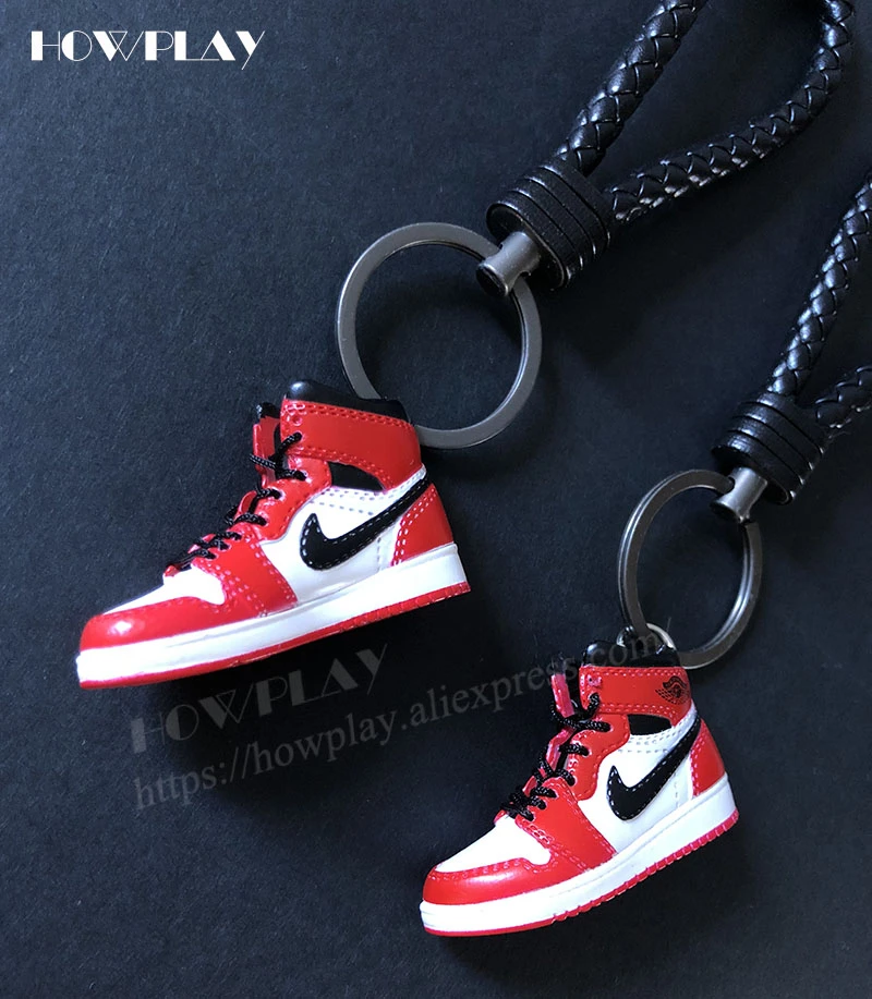 Howplay mini scarpe da ginnastica 3d jordan portachiavi scarpe da basket modello di zaino ciondolo portachiavi creativo del regalo del giocattolo per ... عطر الغالية Howplay mini scarpe da ginnastica 3d jordan portachiavi scarpe da basket modello di zaino ciondolo portachiavi creativo del regalo del giocattolo per ... عطر الغالية
