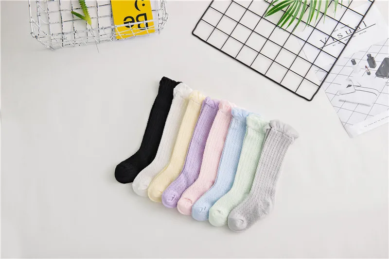 Хлопковые сетчатые Дышащие носки для малышей от 0 до 24 месяцев носки до колена для новорожденных девочек летние носки для маленьких девочек