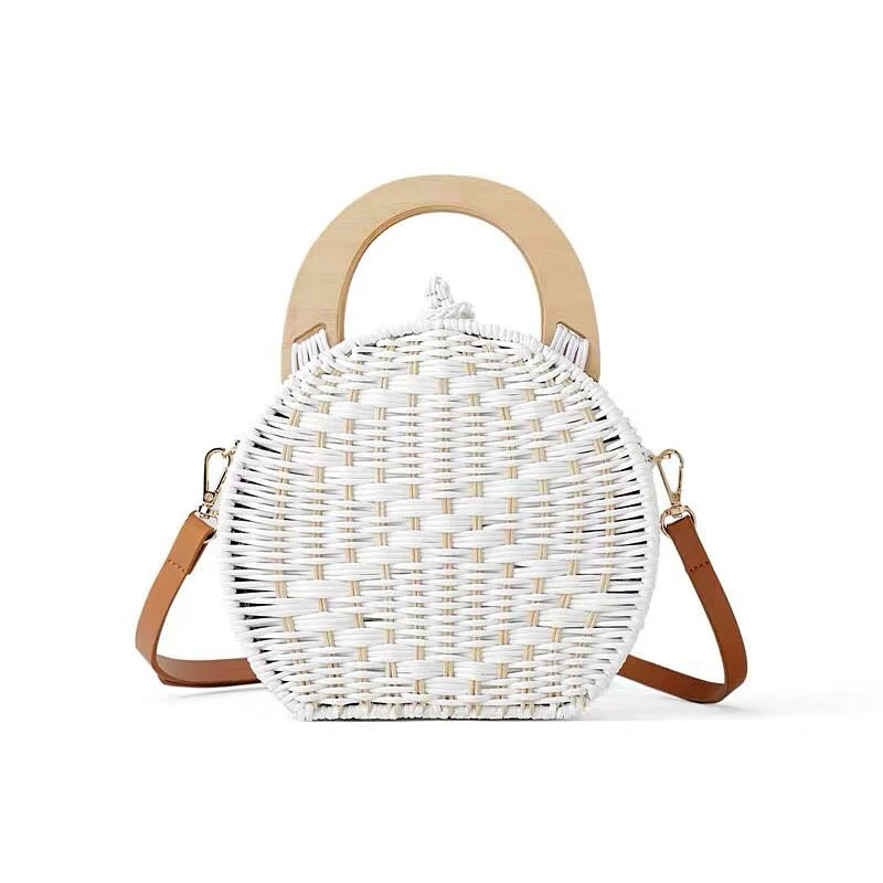 10667727748_1429865215