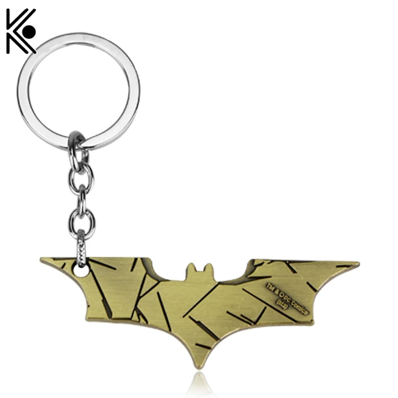 

Movie Series KeyChain Batman Keychain 12 Colors Model Keyring for Keys Chaveiro Llavero Key Ring Key Holder porte 8.8cm