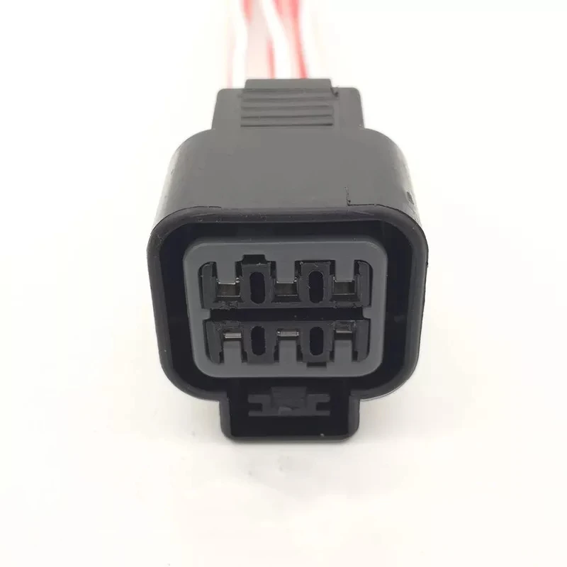 999503904_mh1523431043019