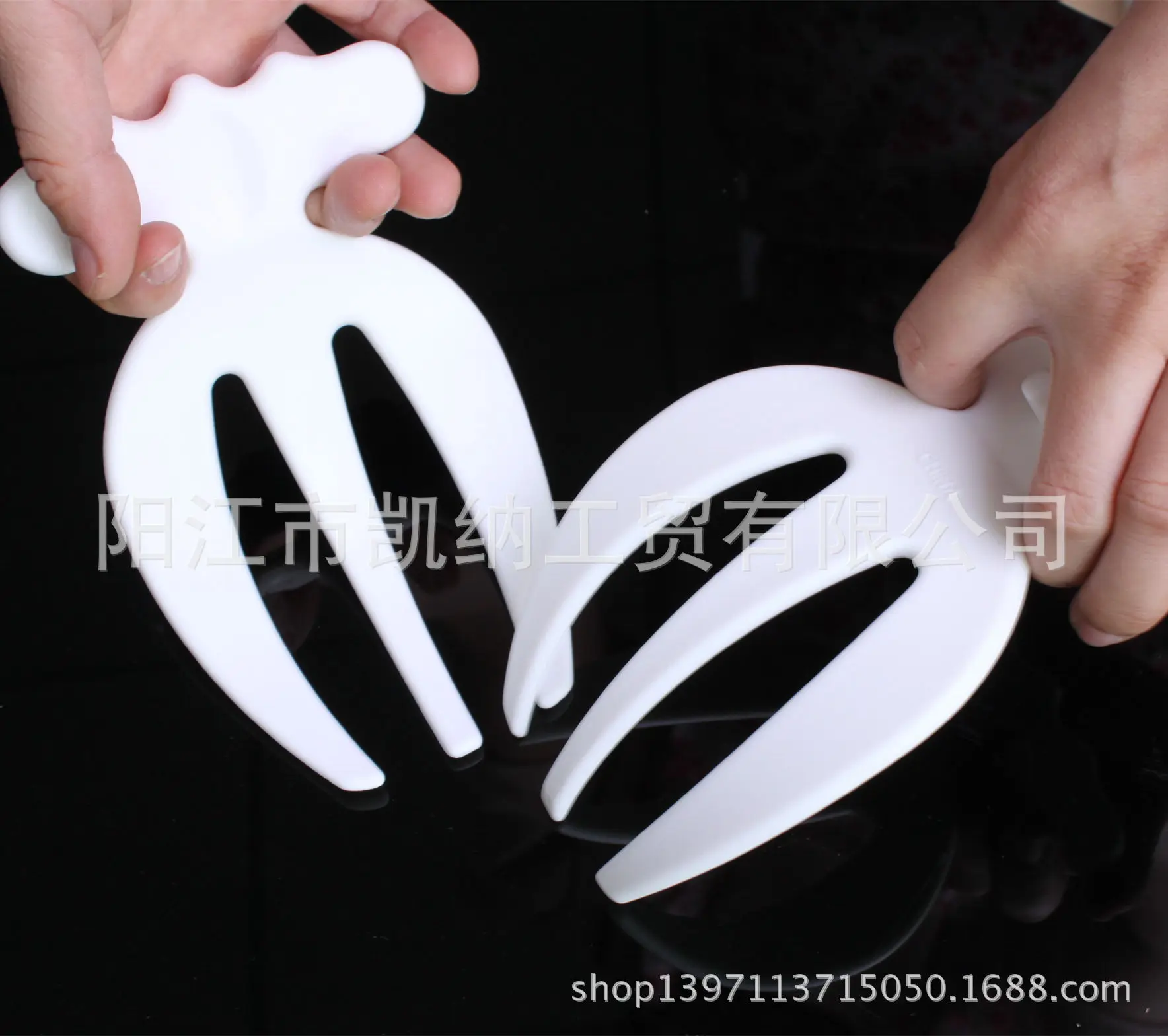 

High Quality Plastic Salad Fork Salad Mixing Fork Salad Hands