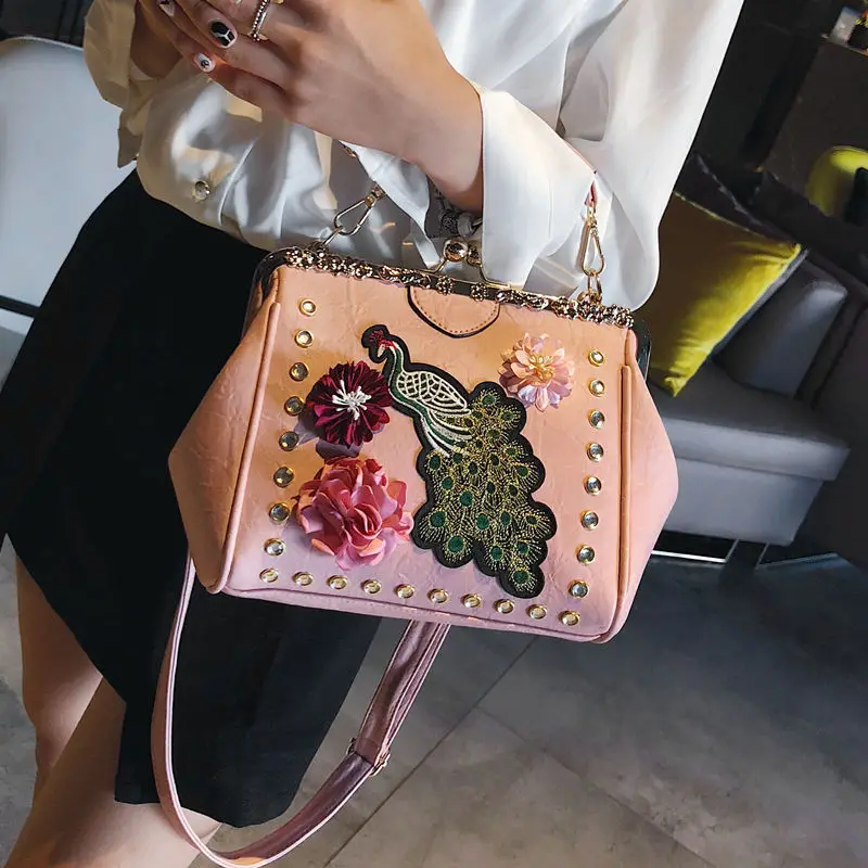 

New Woman Bags Flower Metal Frame Handbag Embroidery Messenger Bag Pu Crossbody Bag Brands Design Female Tote Pouch Sac
