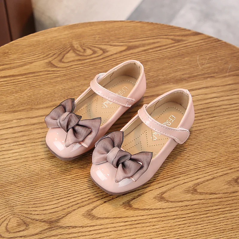 Новая модная обувь принцессы с бантом для девочек 1-5 лет, повседневная обувь для маленьких девочек, нескользящая обувь для вечеринок, мягкая обувь для первых прогулок
