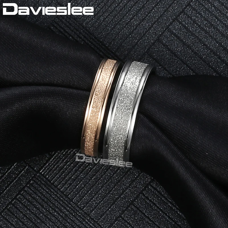 

Davieslee Couples Ring Wedding Band Stainless Steel Gold Silver Engraved Engagement Rings for Women Men Lovers Jewelry DKRM31