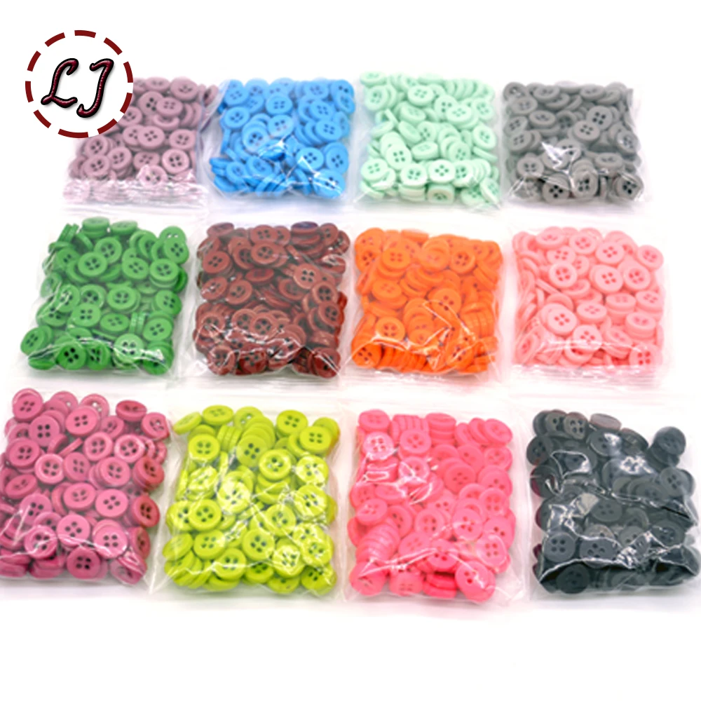 New 100pcs/lot small Resin Button Round  Four Holes 10mm( 2/5