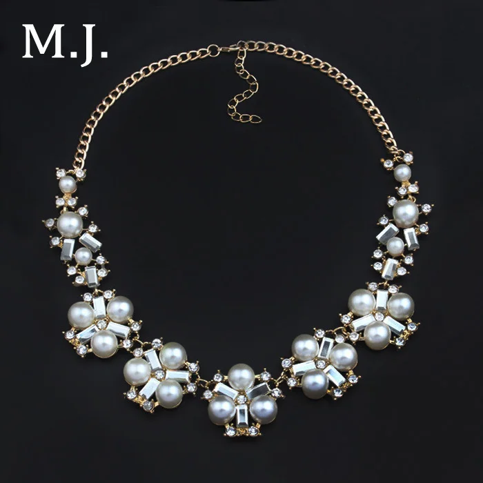 

Fashion 2015 Luxury Brand Crystal Pearl Choker Necklaces Women Rhinestone Flower Statement Necklace Costume Jewellery For Woman