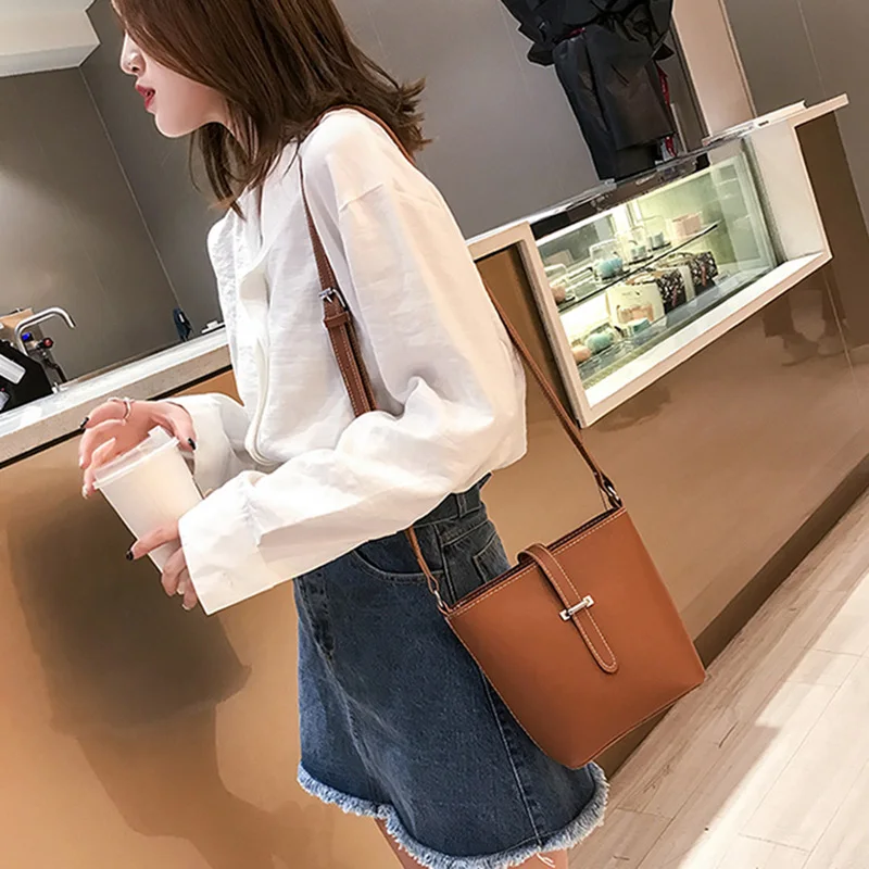 

Women Bucket Shoulder Bag PU Leather Crossbody Bags Travel Beach Messenger Bag LXX9