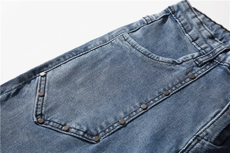 1090357284_1795650382_